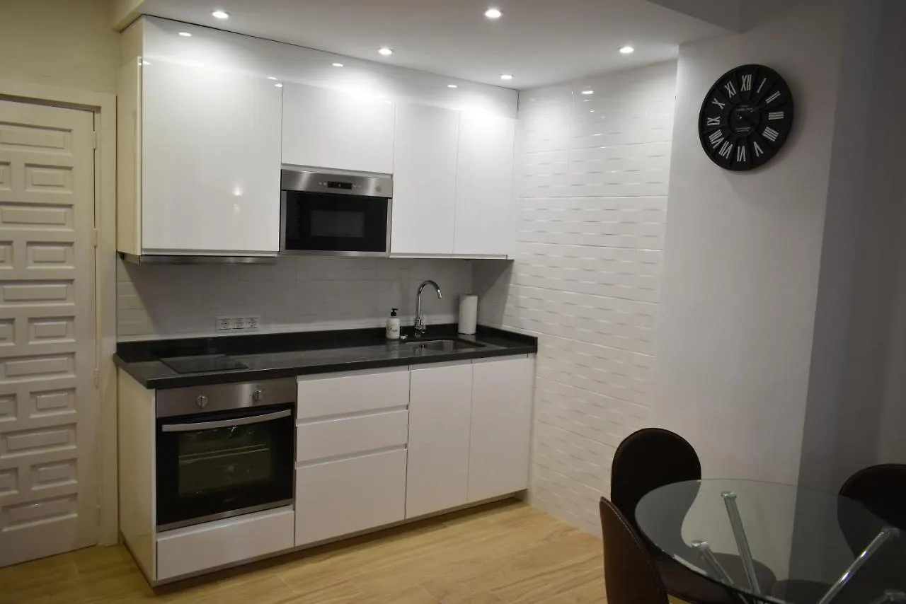 Benal Beach, Luxury Sea & Mountain View Beachside 1 Bedroom Apartment Benalmadena 0*,  Spain